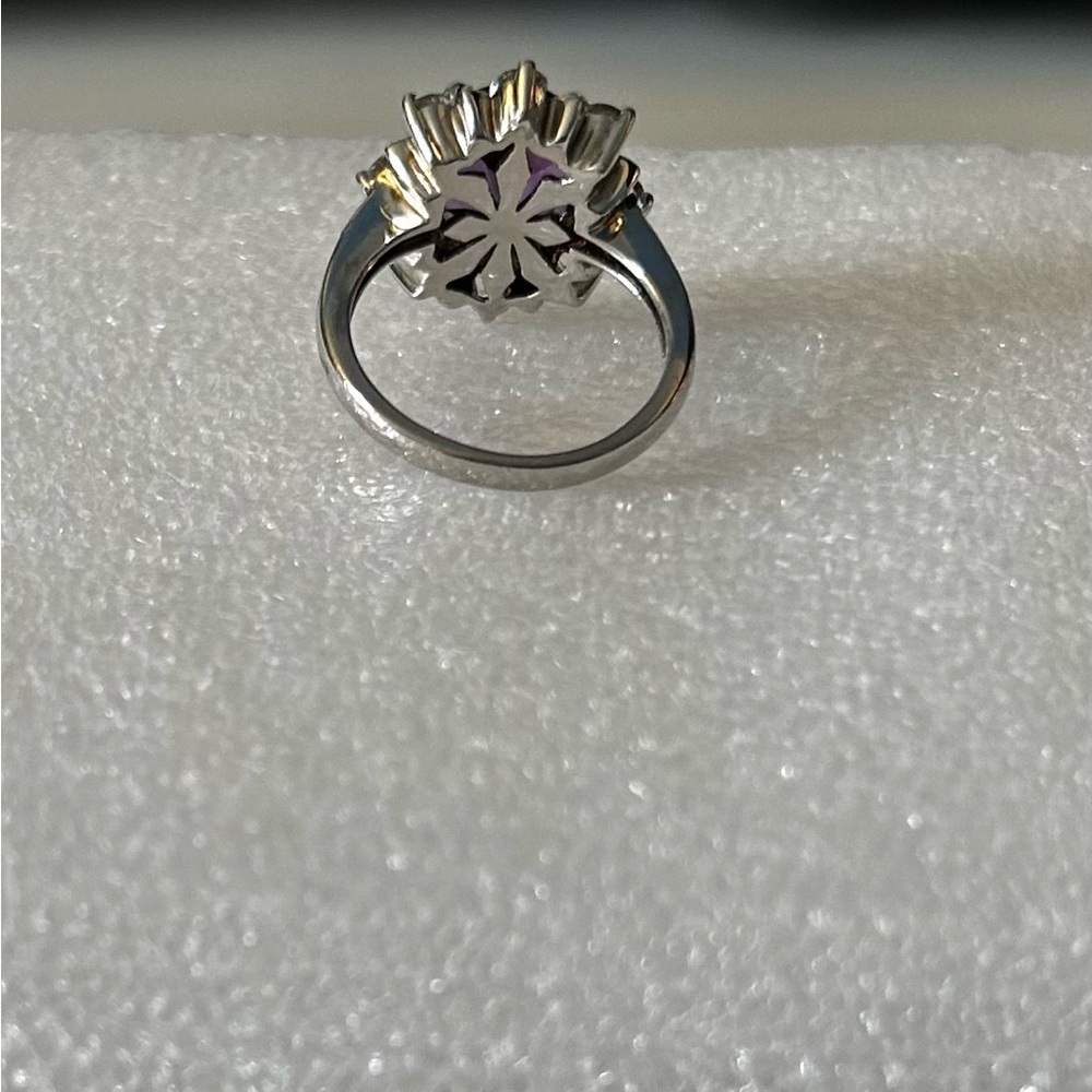 Sparkly Purple Gemstone Ring Size 7 - Picture 12 of 17